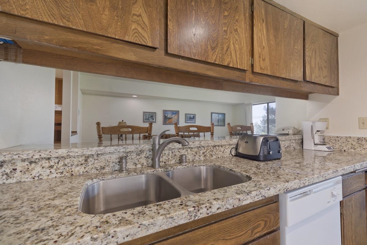 25 Lee Road Unit: #111