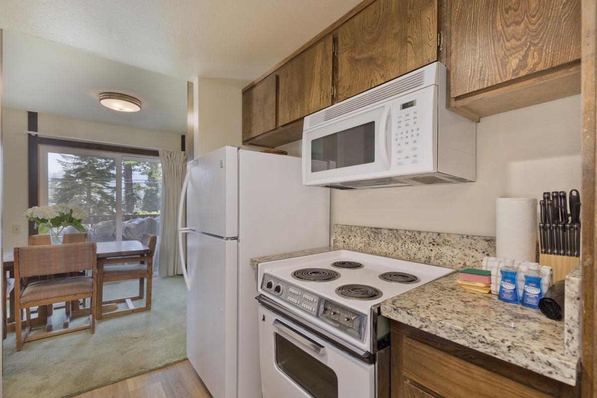 25 Lee Road Unit: #111