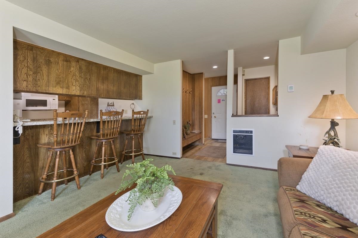 25 Lee Road Unit: #111