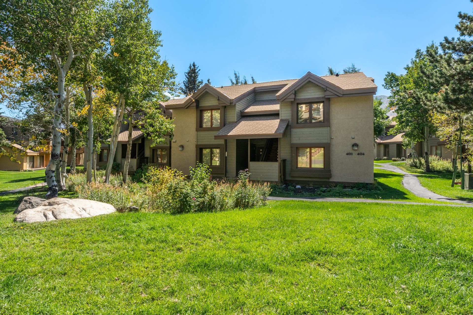 402 Snowcreek Road