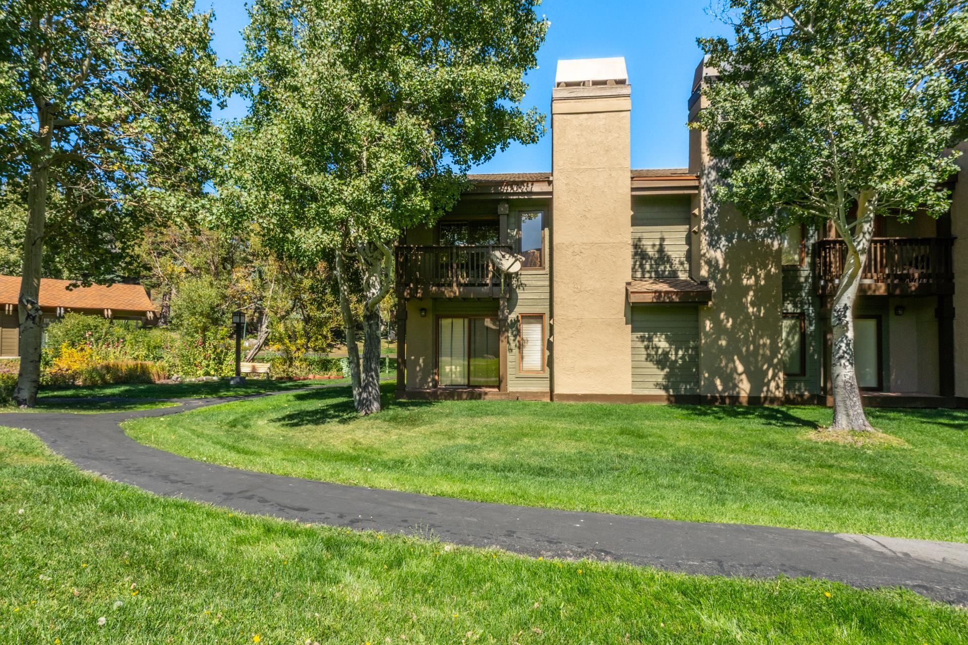 402 Snowcreek Road