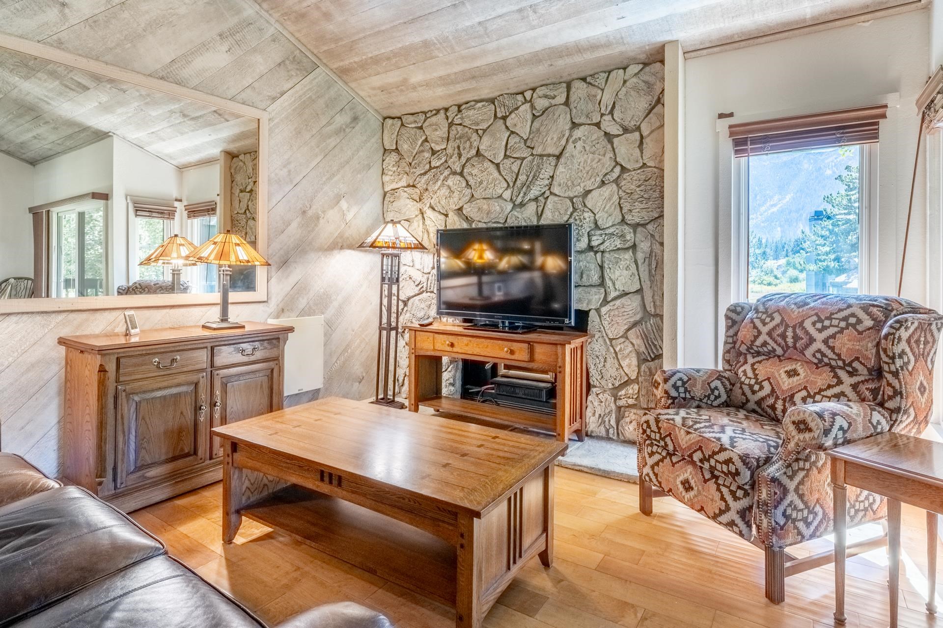 402 Snowcreek Road