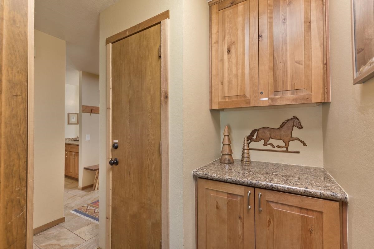 61 Gold Hill