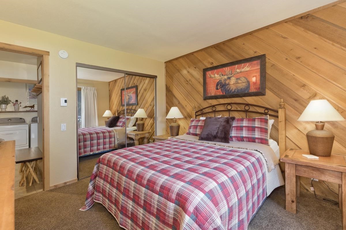 61 Gold Hill