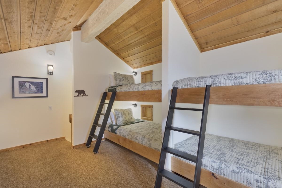 61 Gold Hill