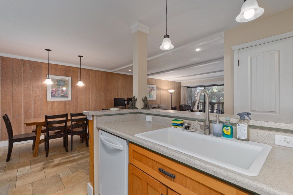 3253 Meridian Blvd #E-7 Unit: Summit 1 Emerson #E7