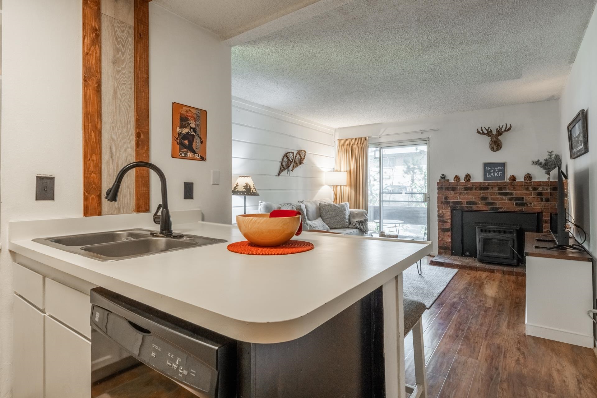 2499 Sierra Nevada Rd R2