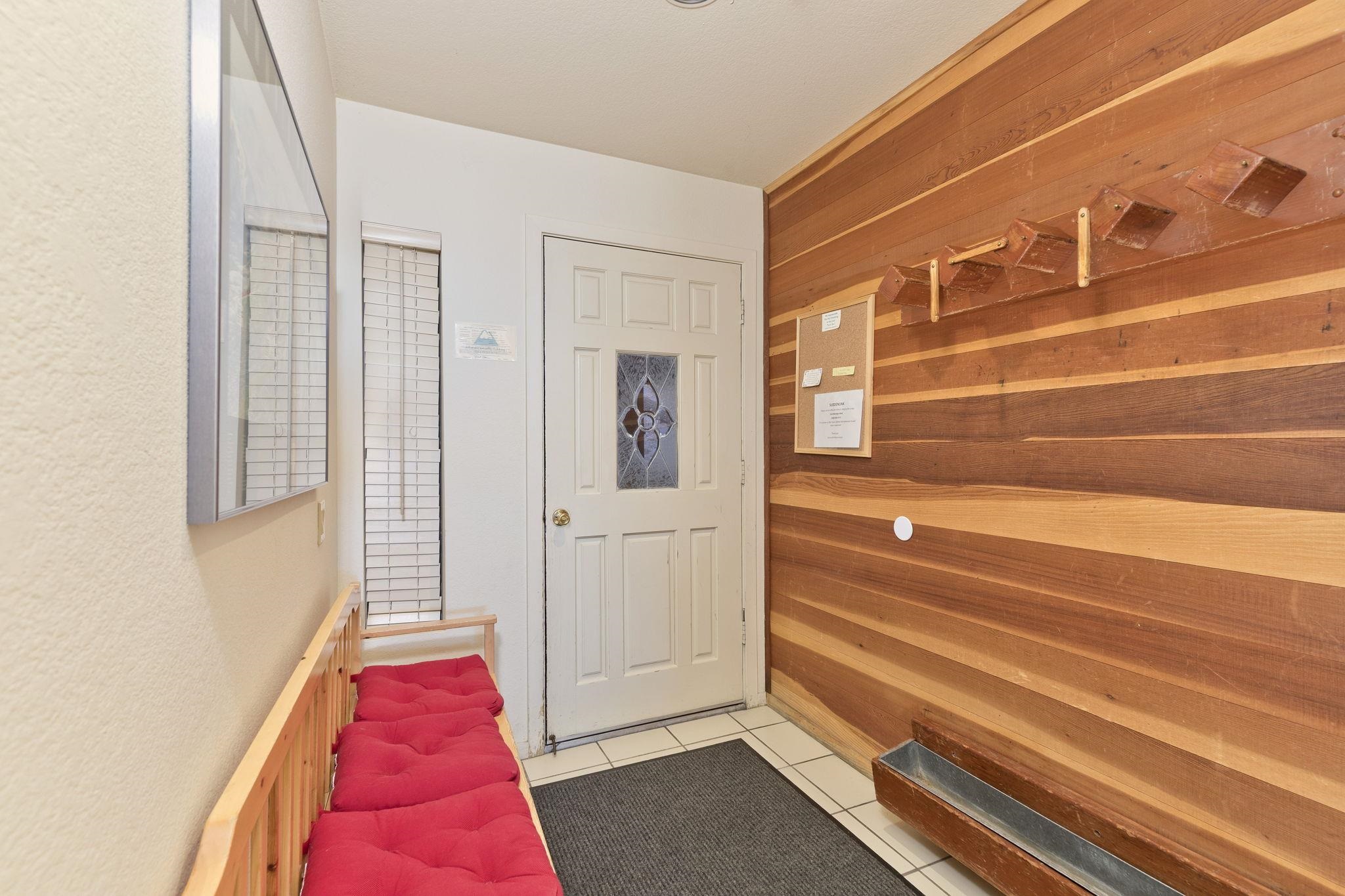 20 Bridges Lane Unit: 105