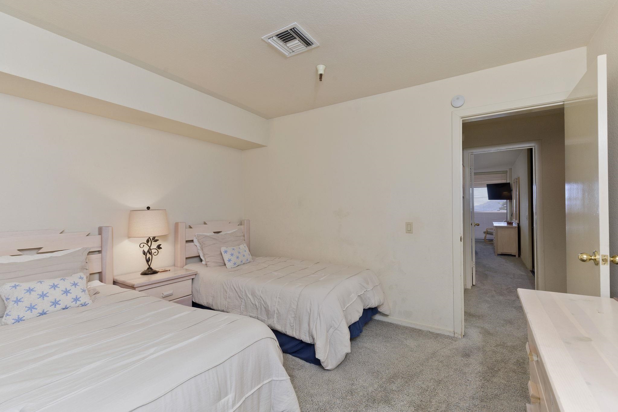 20 Bridges Lane Unit: 105