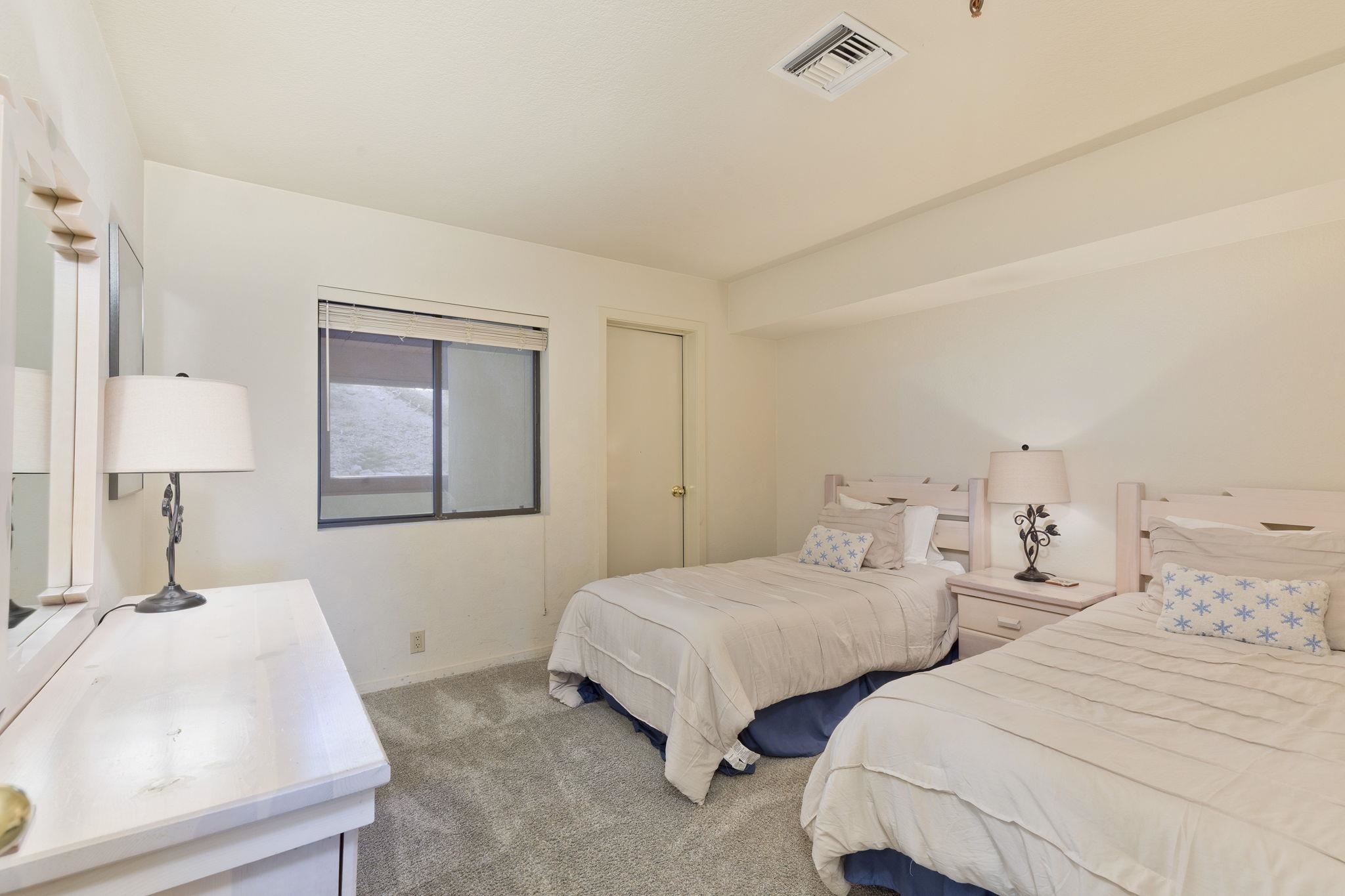 20 Bridges Lane Unit: 105