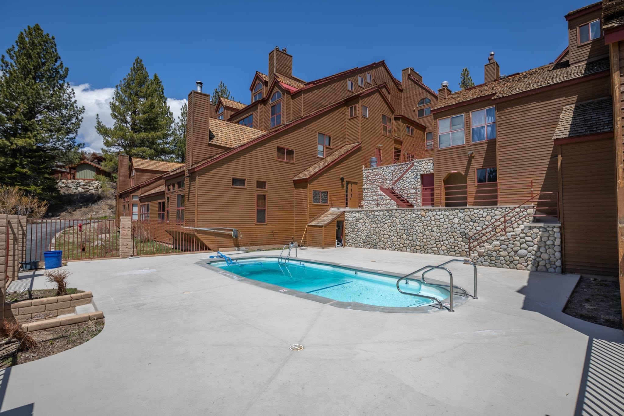865 Majestic Pines #125 Drive Unit: 125
