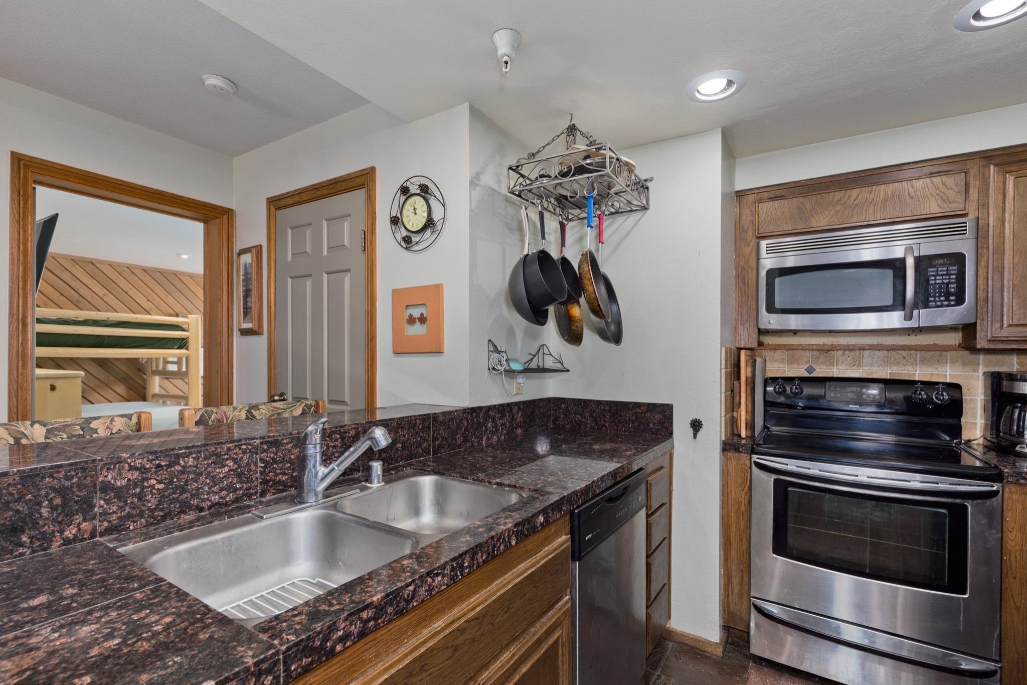 865 Majestic Pines #125 Drive Unit: 125