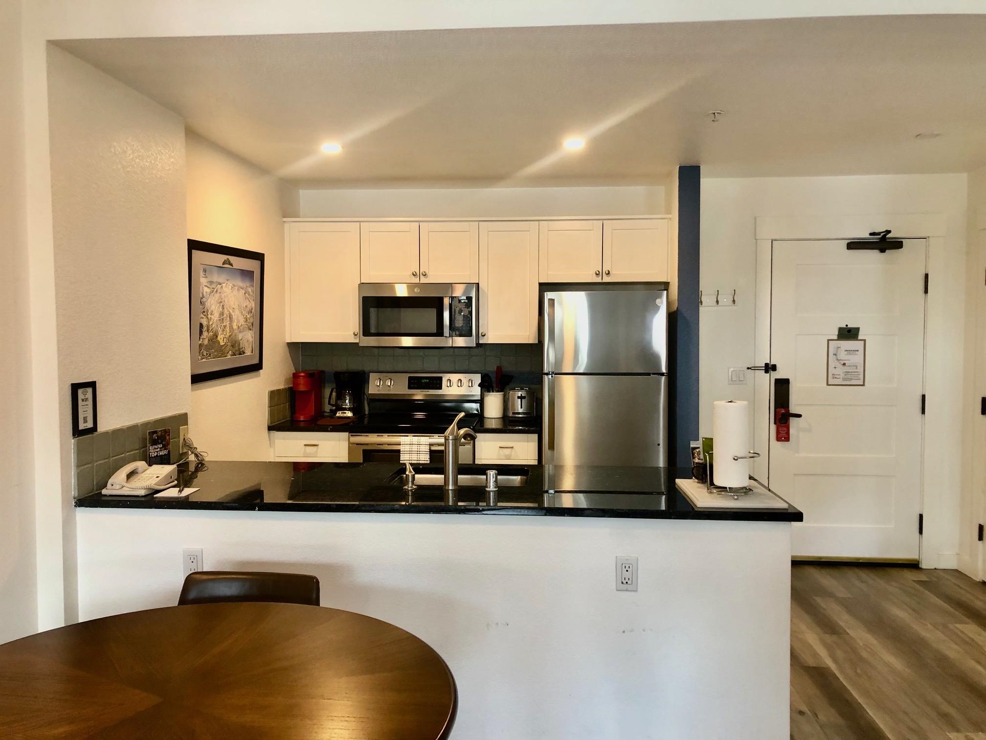 100 Canyon Blvd #3414