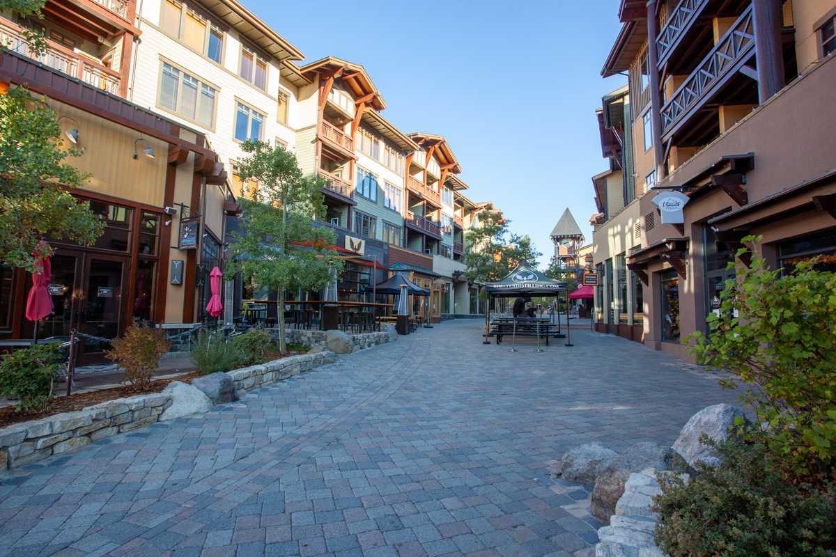 100 Canyon Blvd #3414