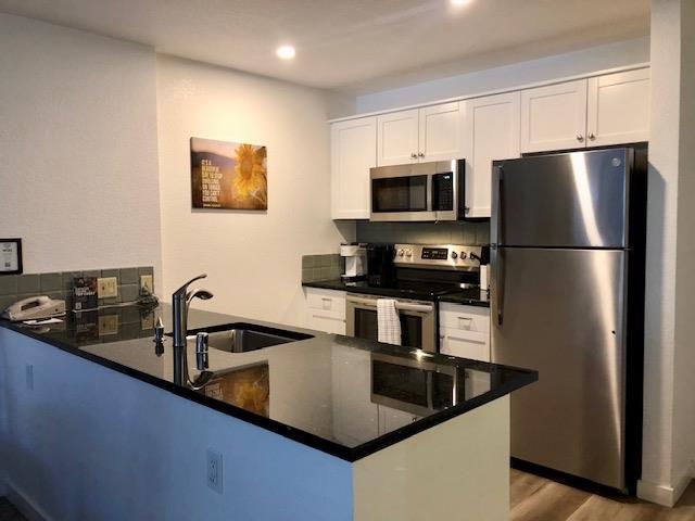 100 Canyon Blvd #3414