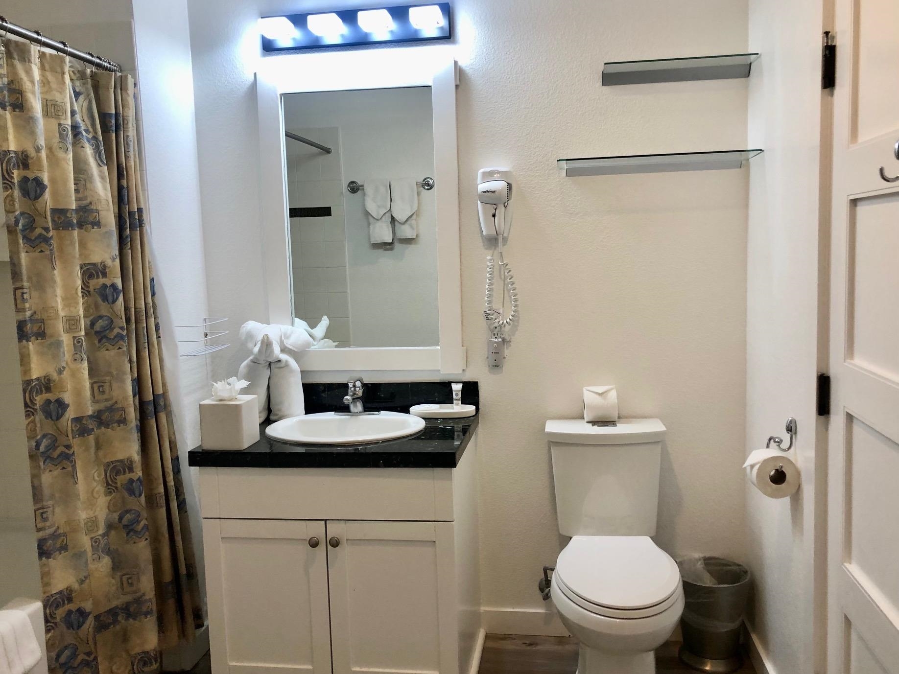 100 Canyon Blvd #3414