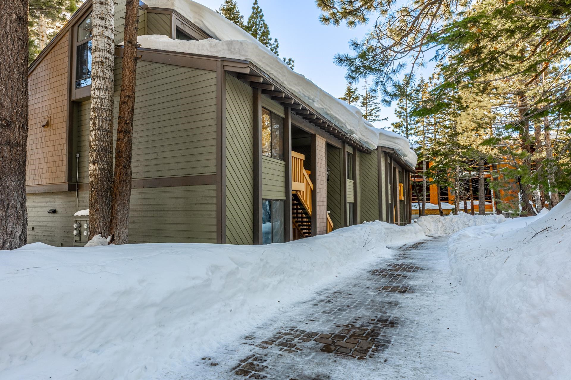 152 Viewpoint Road Unit: 125