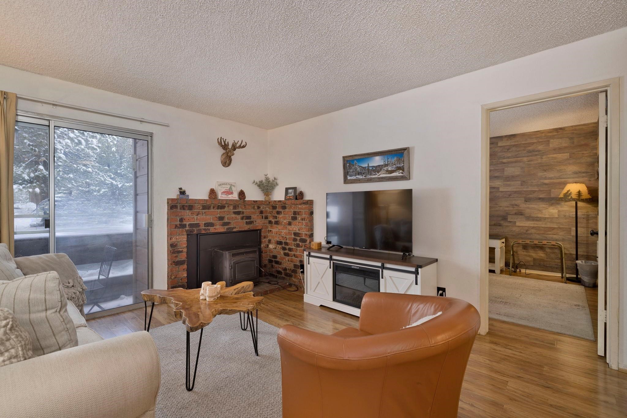 2499 Sierra Nevada Road Unit: R2