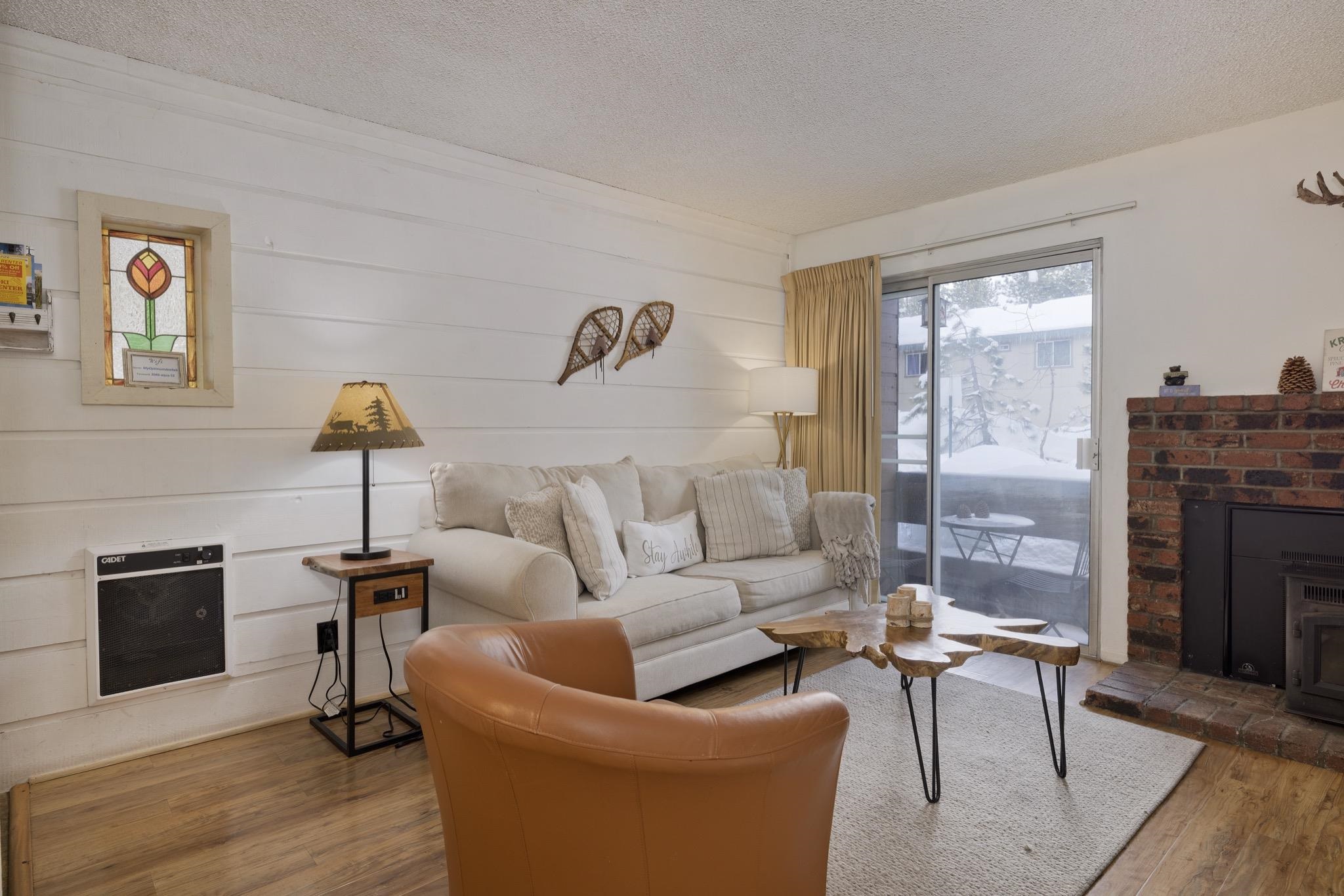 2499 Sierra Nevada Road Unit: R2