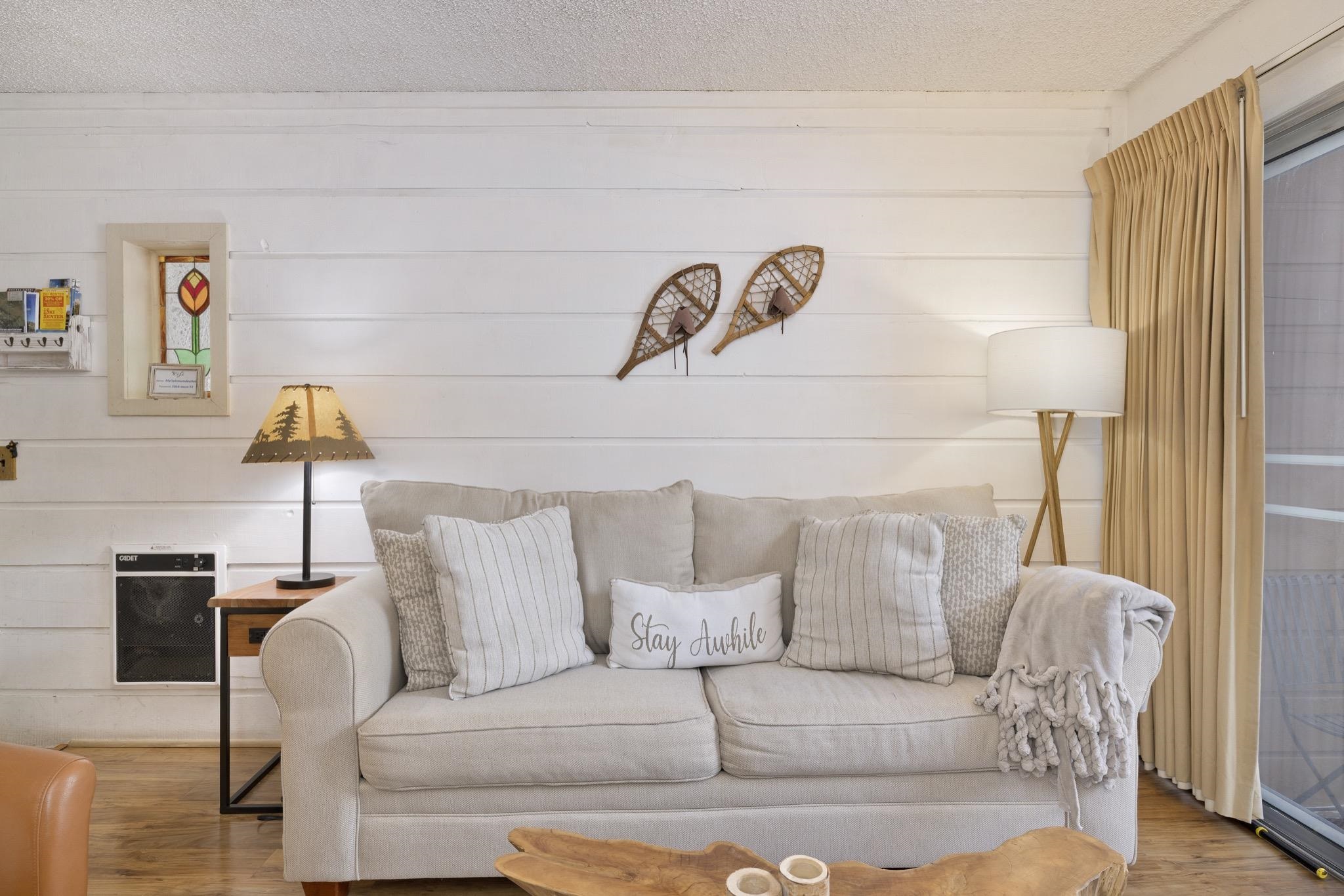 2499 Sierra Nevada Road Unit: R2