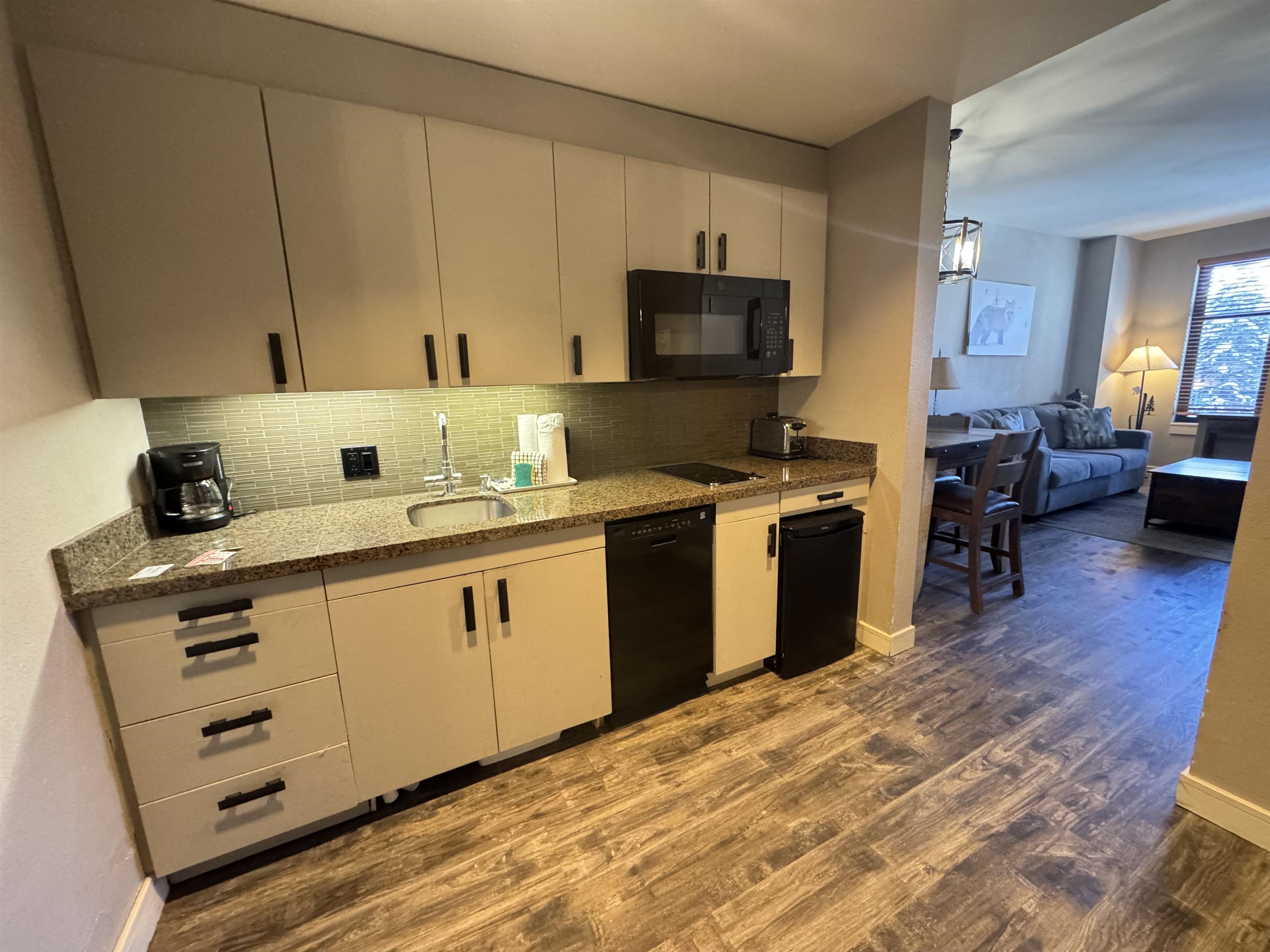 50 HIllside Drive Unit: 242