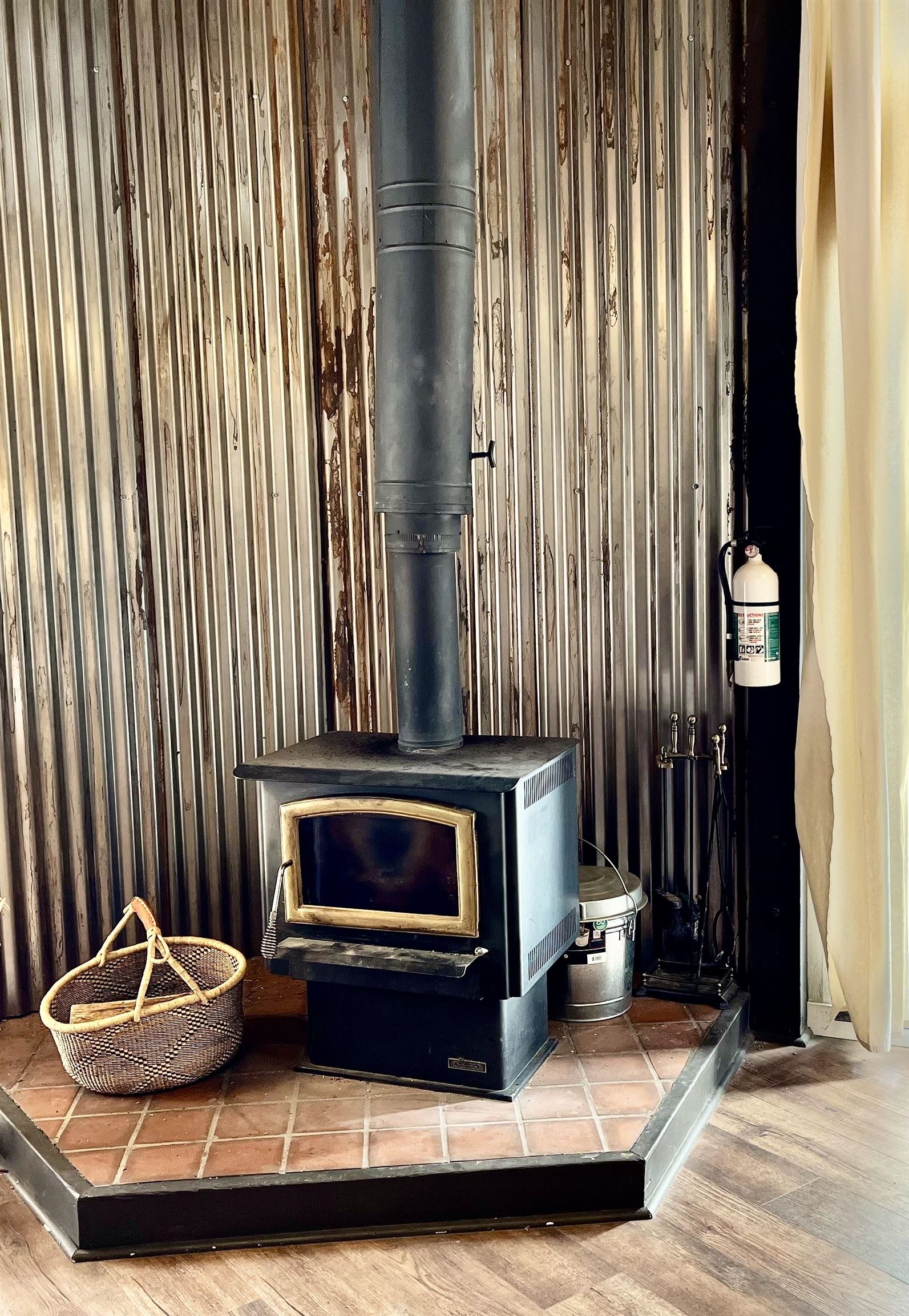 286 Old Mammoth Road Unit: 7