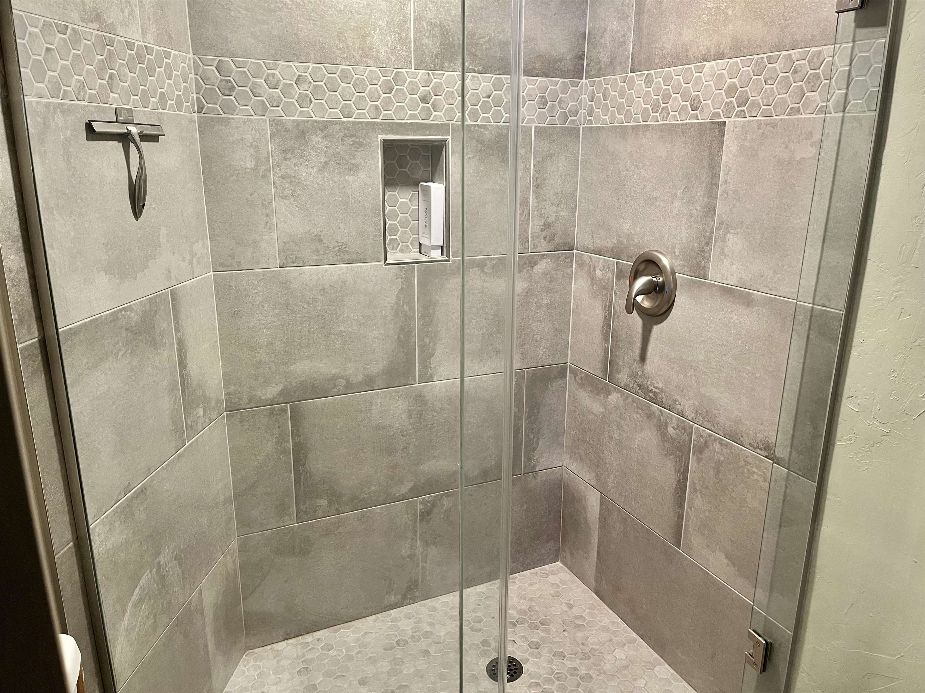 286 Old Mammoth Road Unit: 7