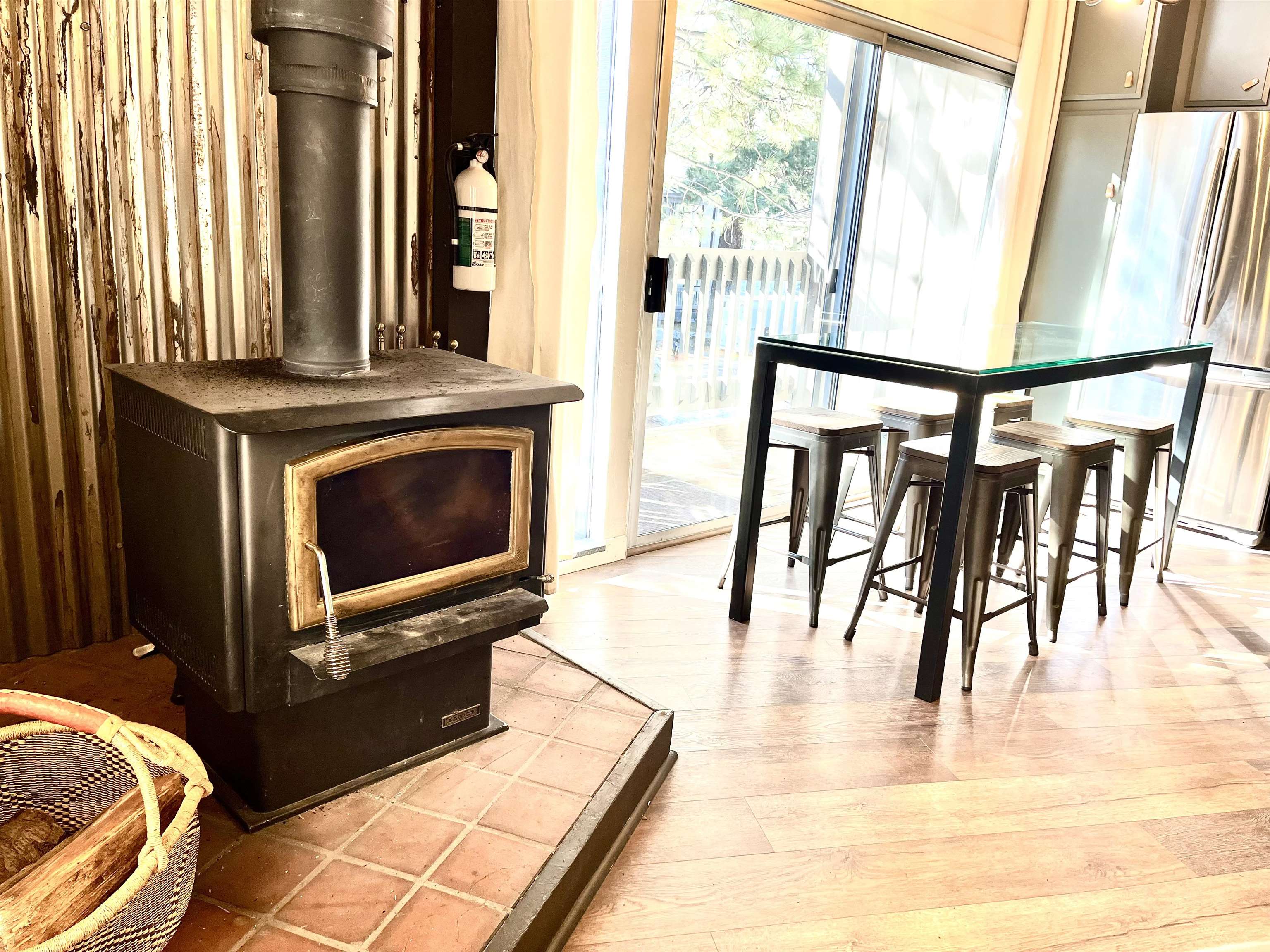 286 Old Mammoth Road Unit: 7