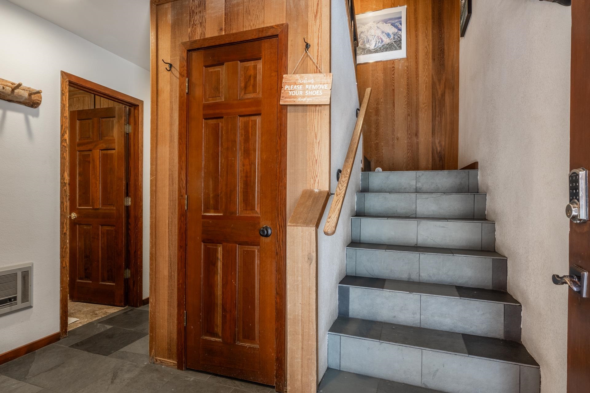 3392 Chateau Road Unit: 2