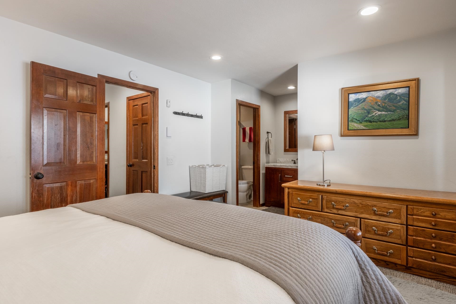 3392 Chateau Road Unit: 2