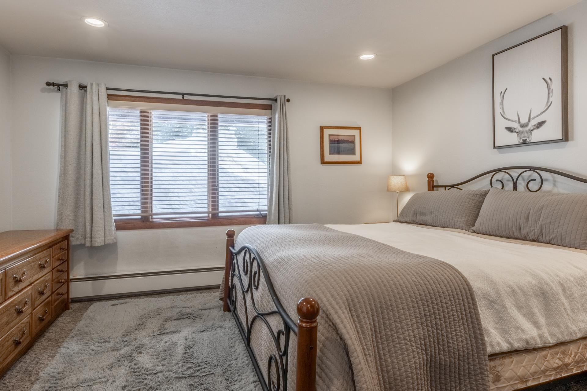 3392 Chateau Road Unit: 2