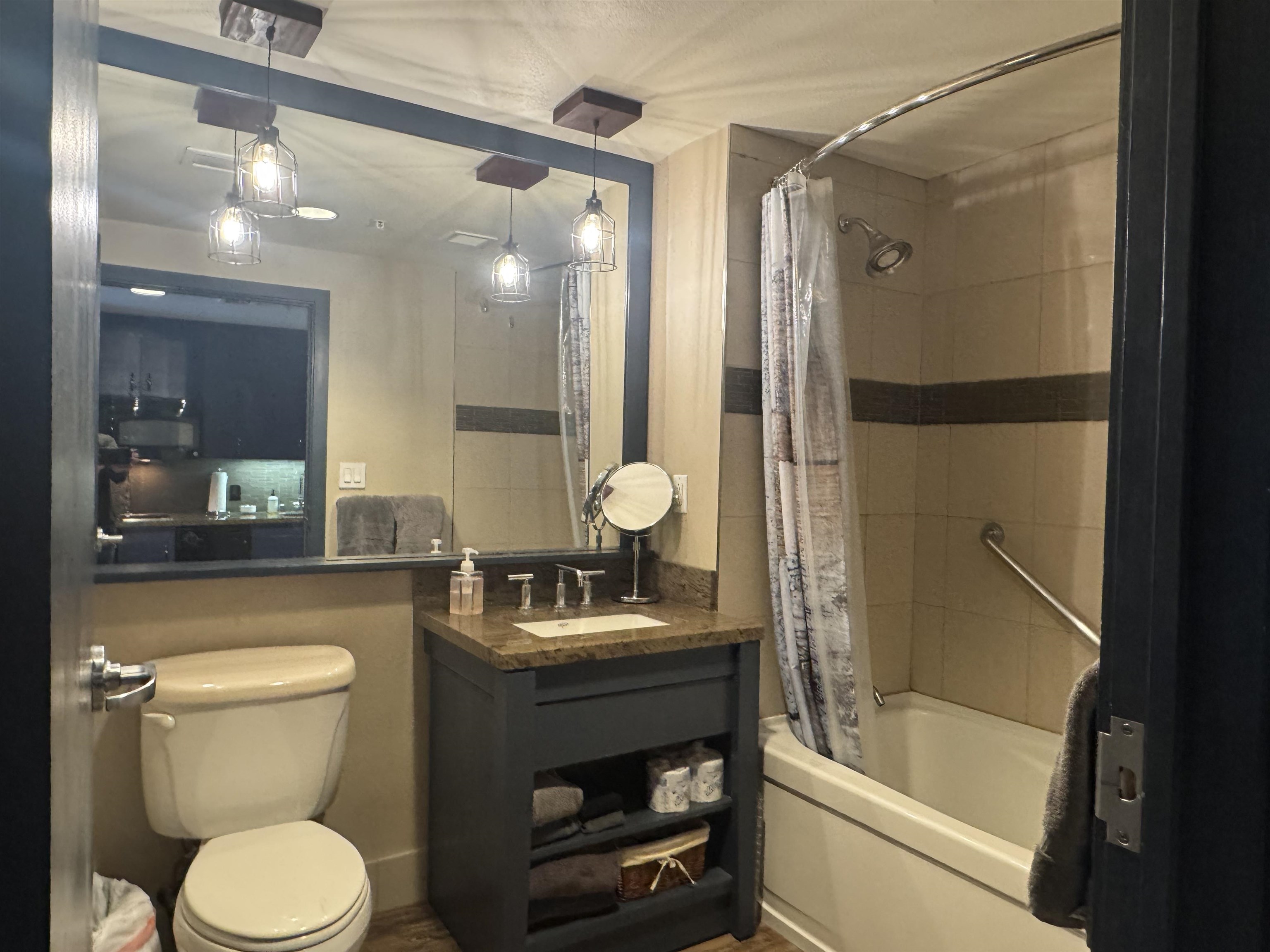 50 Hillside Drive Unit: 304