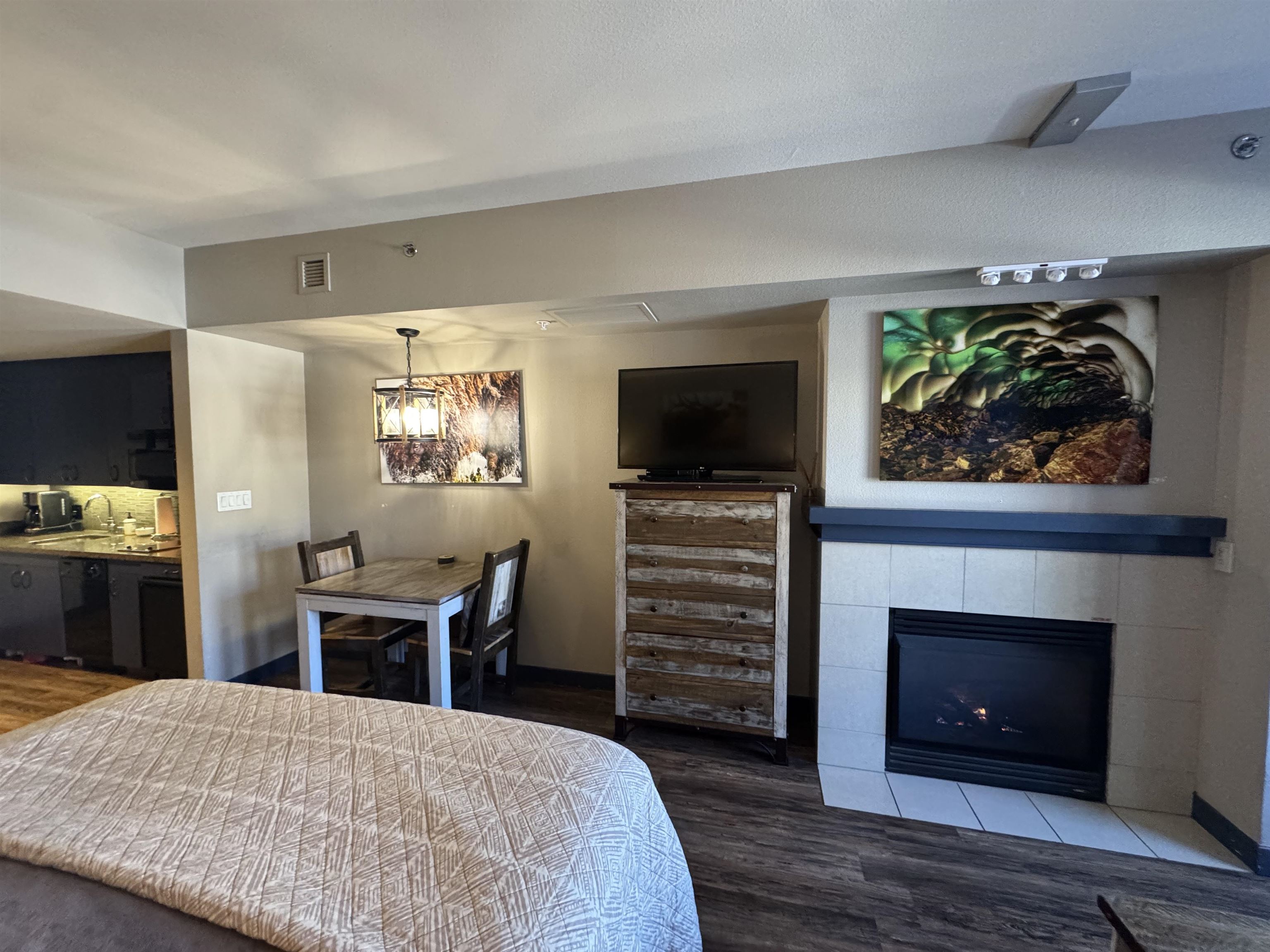 50 Hillside Drive Unit: 304