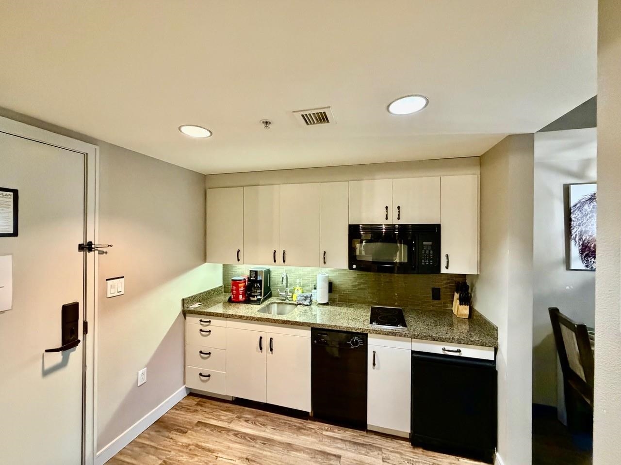 50 Hillside Drive Unit: 304