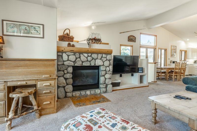 936 Links Way Unit: 936