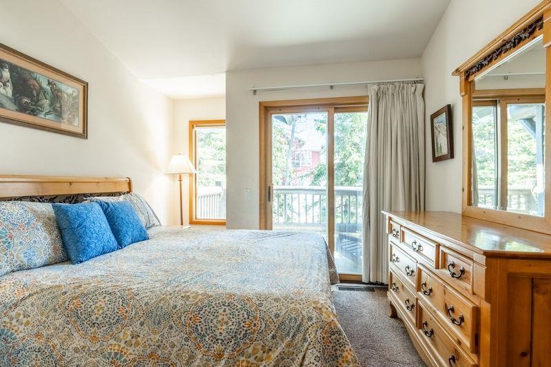 936 Links Way Unit: 936