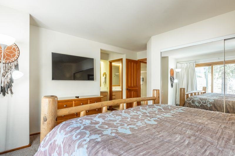 936 Links Way Unit: 936