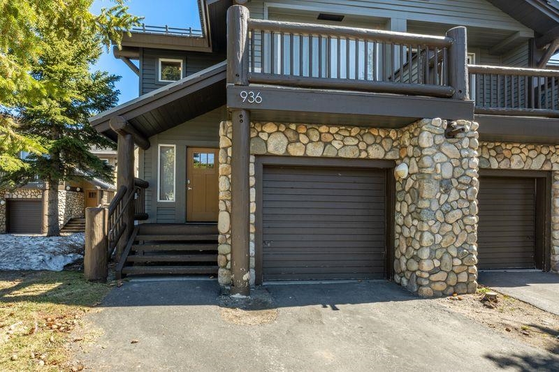 936 Links Way Unit: 936