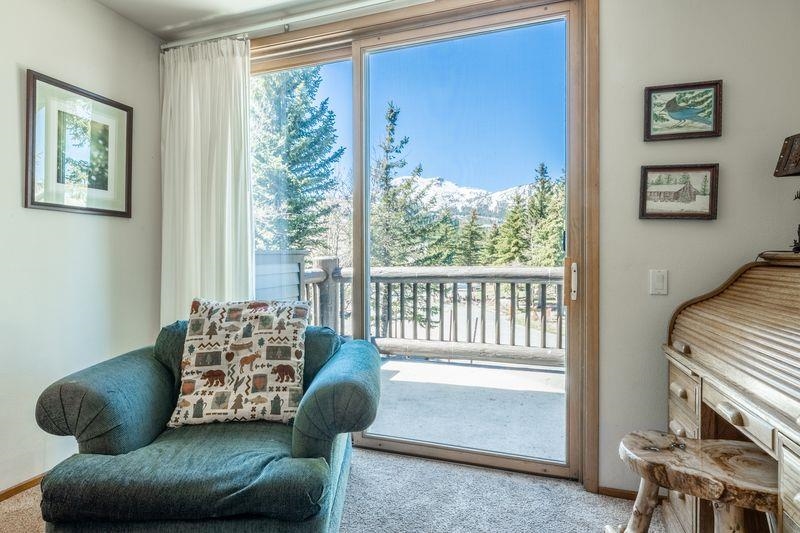 936 Links Way Unit: 936