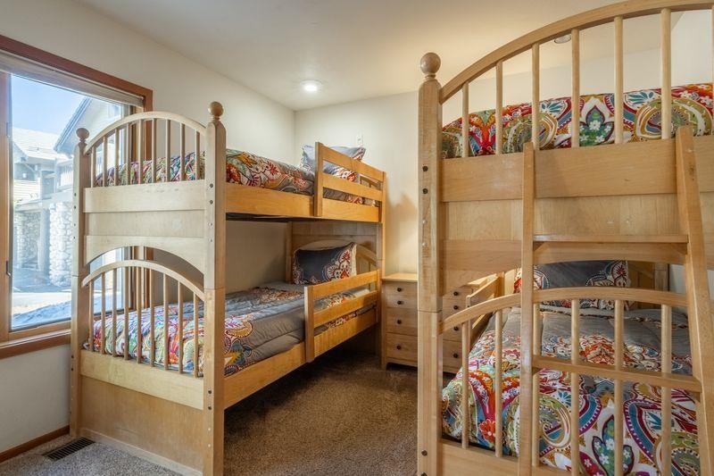 936 Links Way Unit: 936