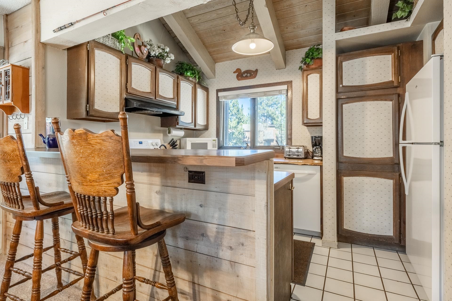 2 Arrowhead Dr #14