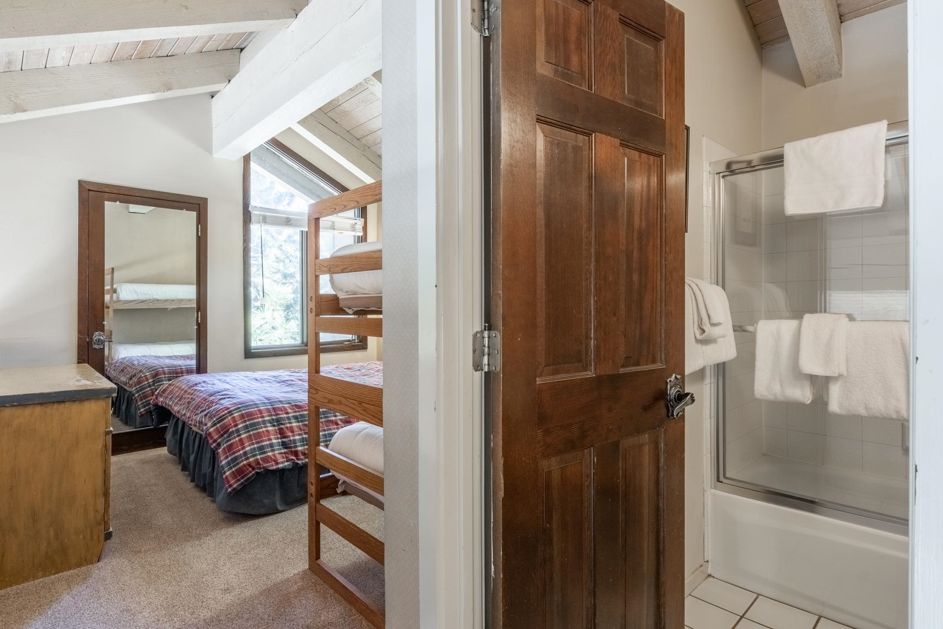 2 Arrowhead Dr #14