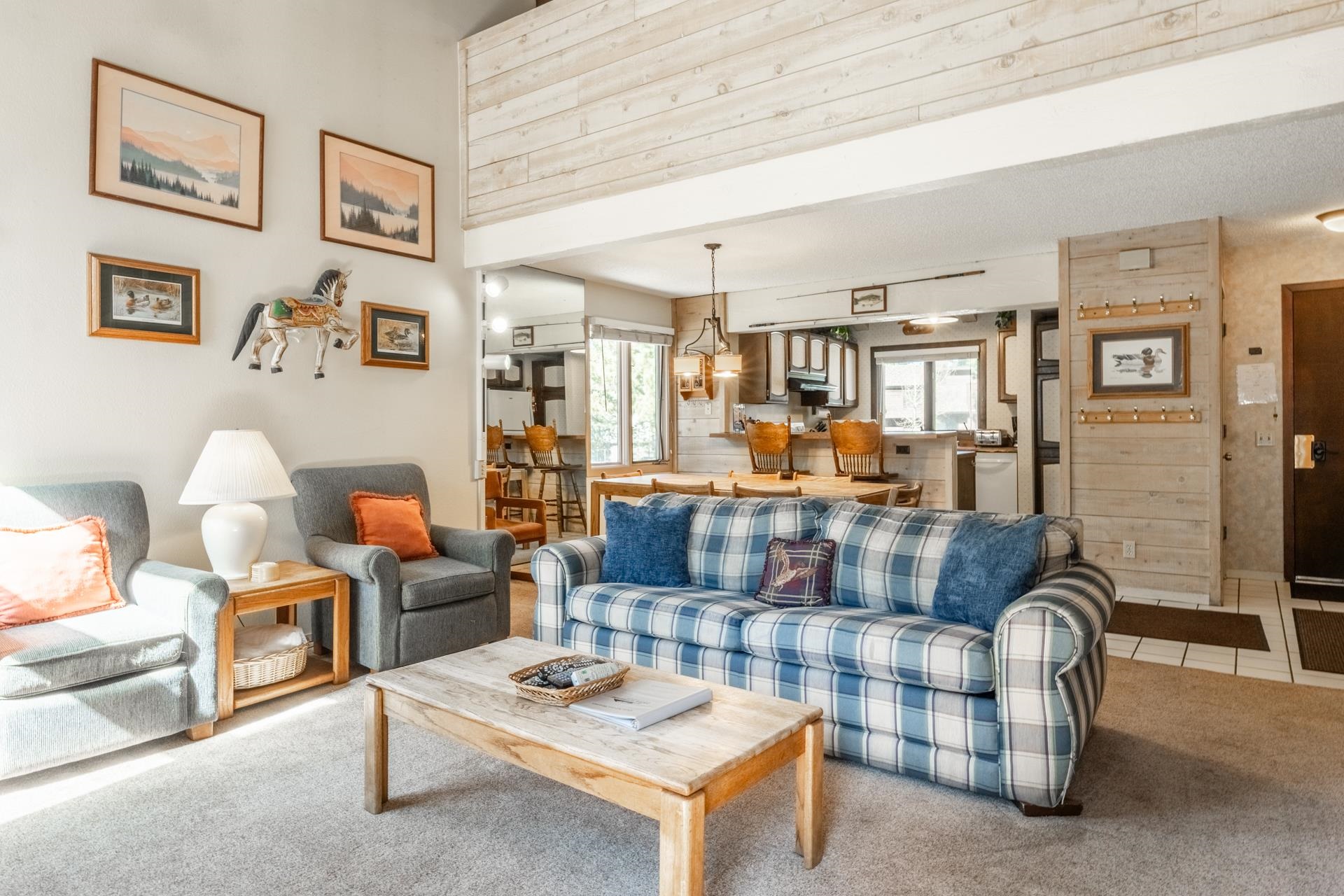 2 Arrowhead Dr #14