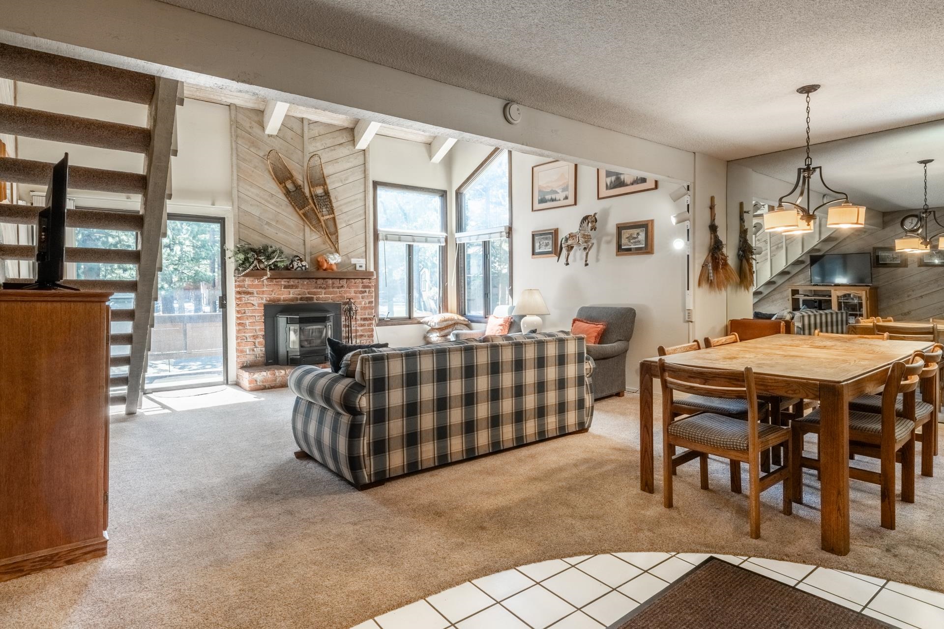 2 Arrowhead Dr #14