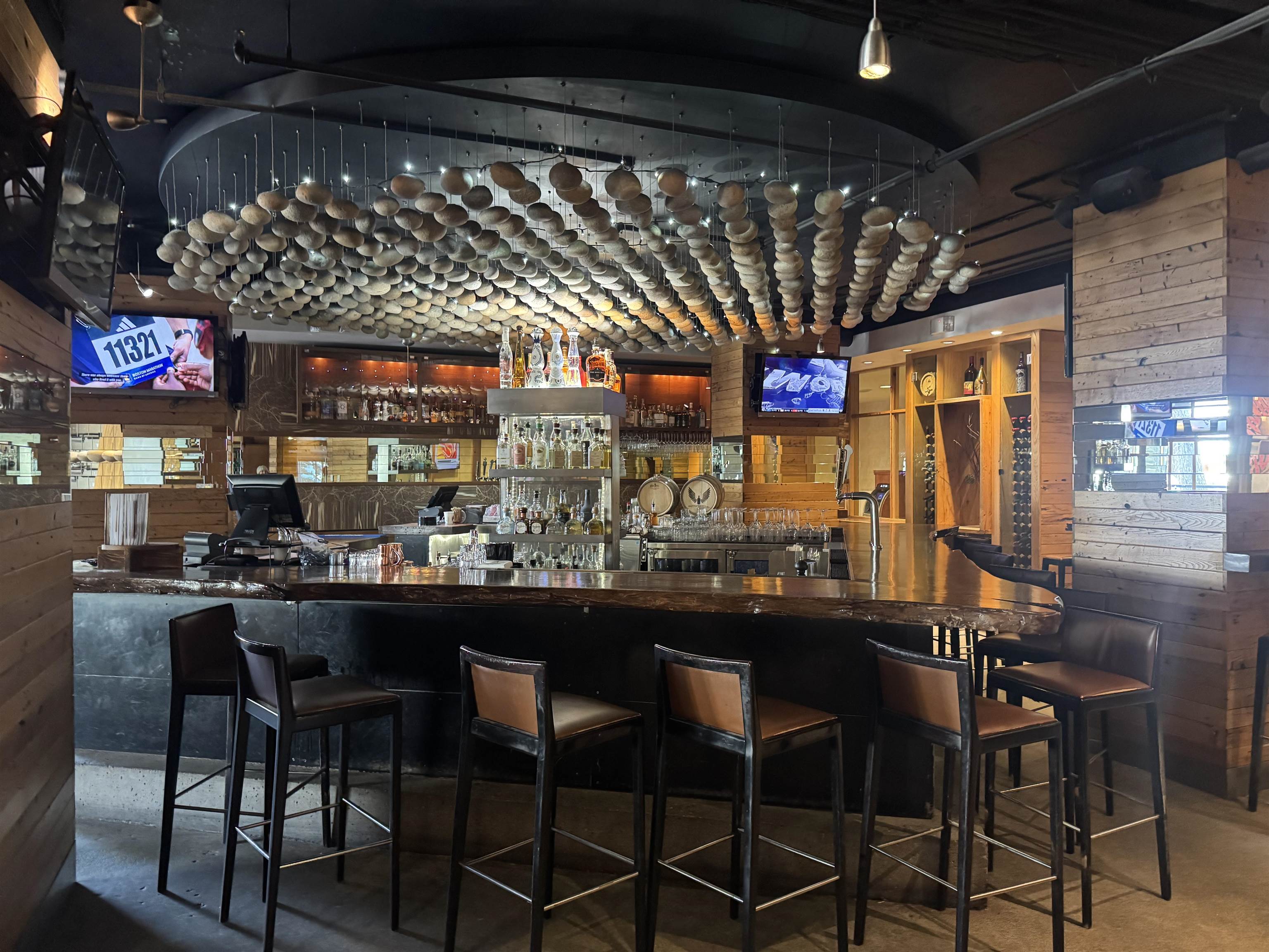 50 Hillside Drive Unit: 708