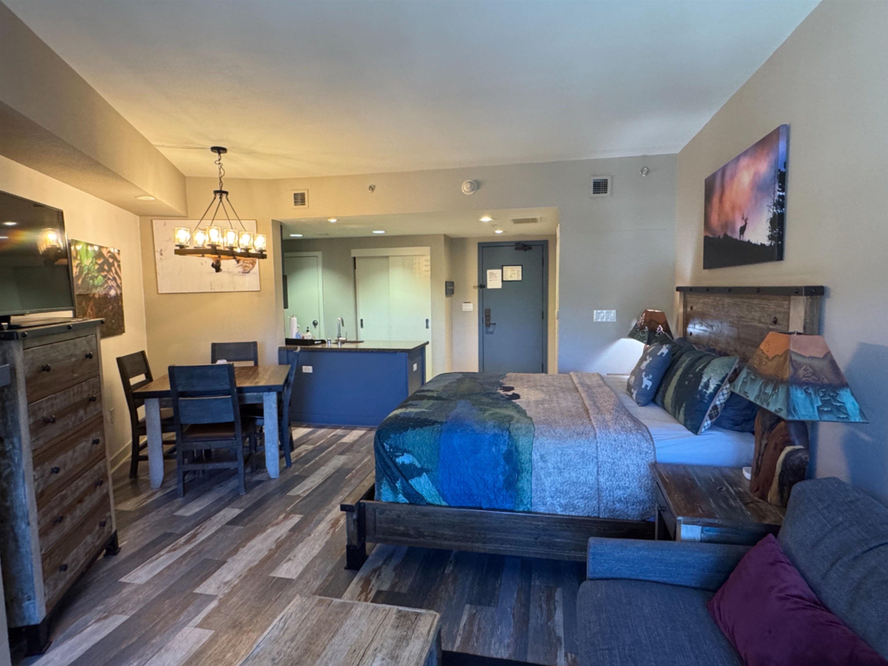 50 Hillside Drive Unit: 708