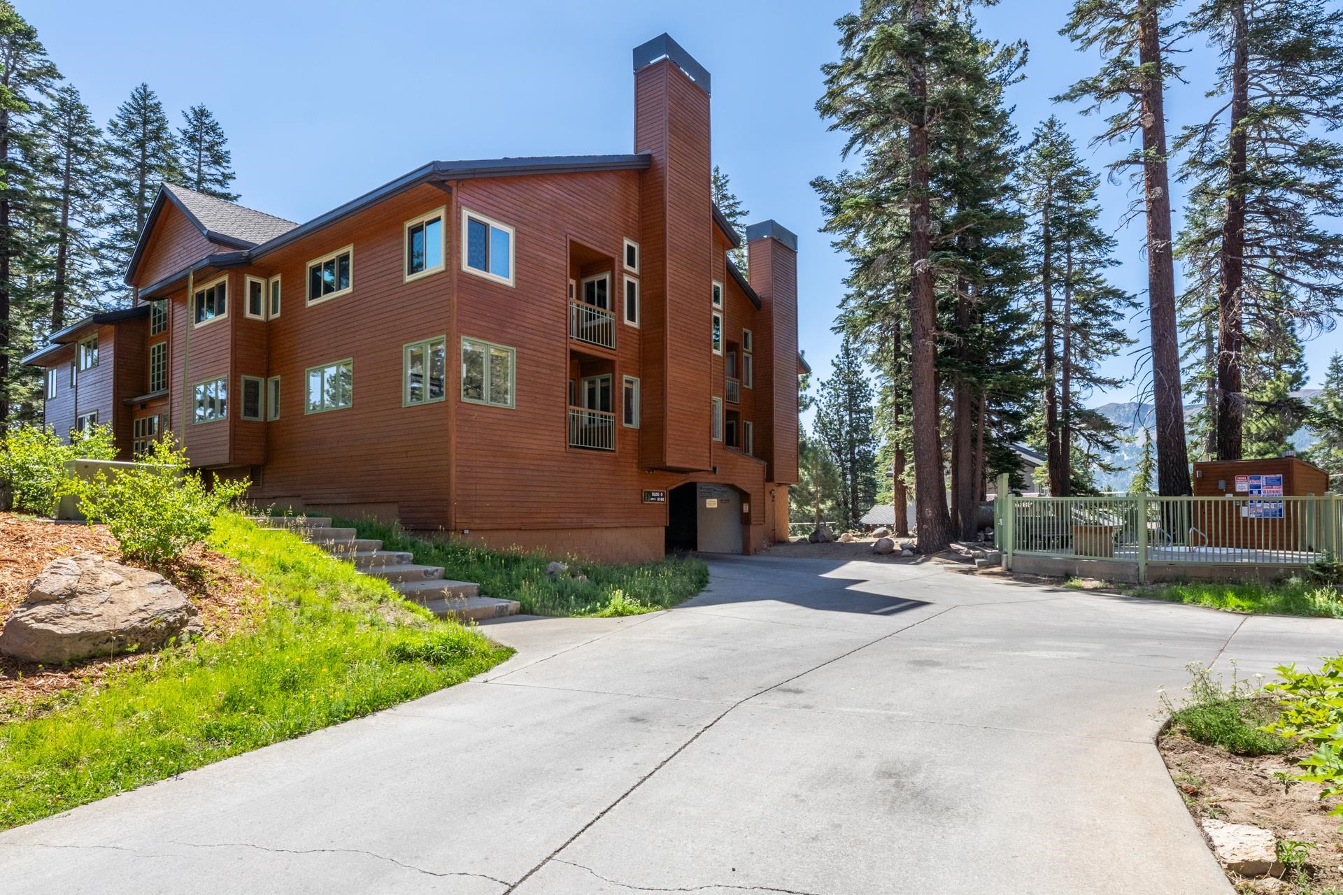 435 Lakeview Boulevard Unit: 84