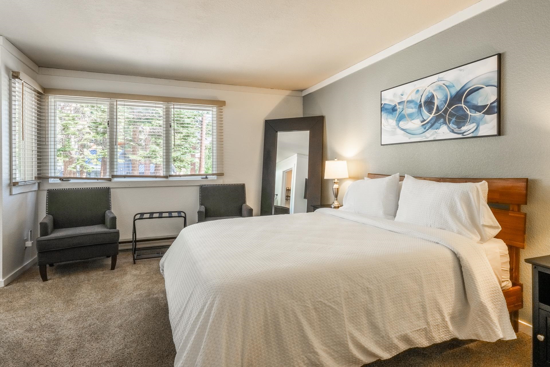 435 Lakeview Boulevard Unit: 84