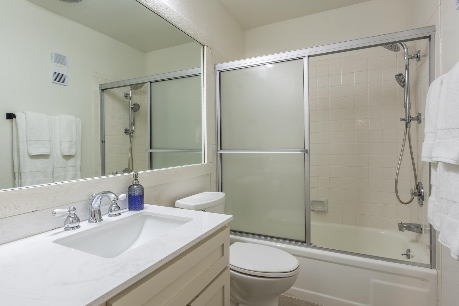 435 Lakeview Boulevard Unit: 84