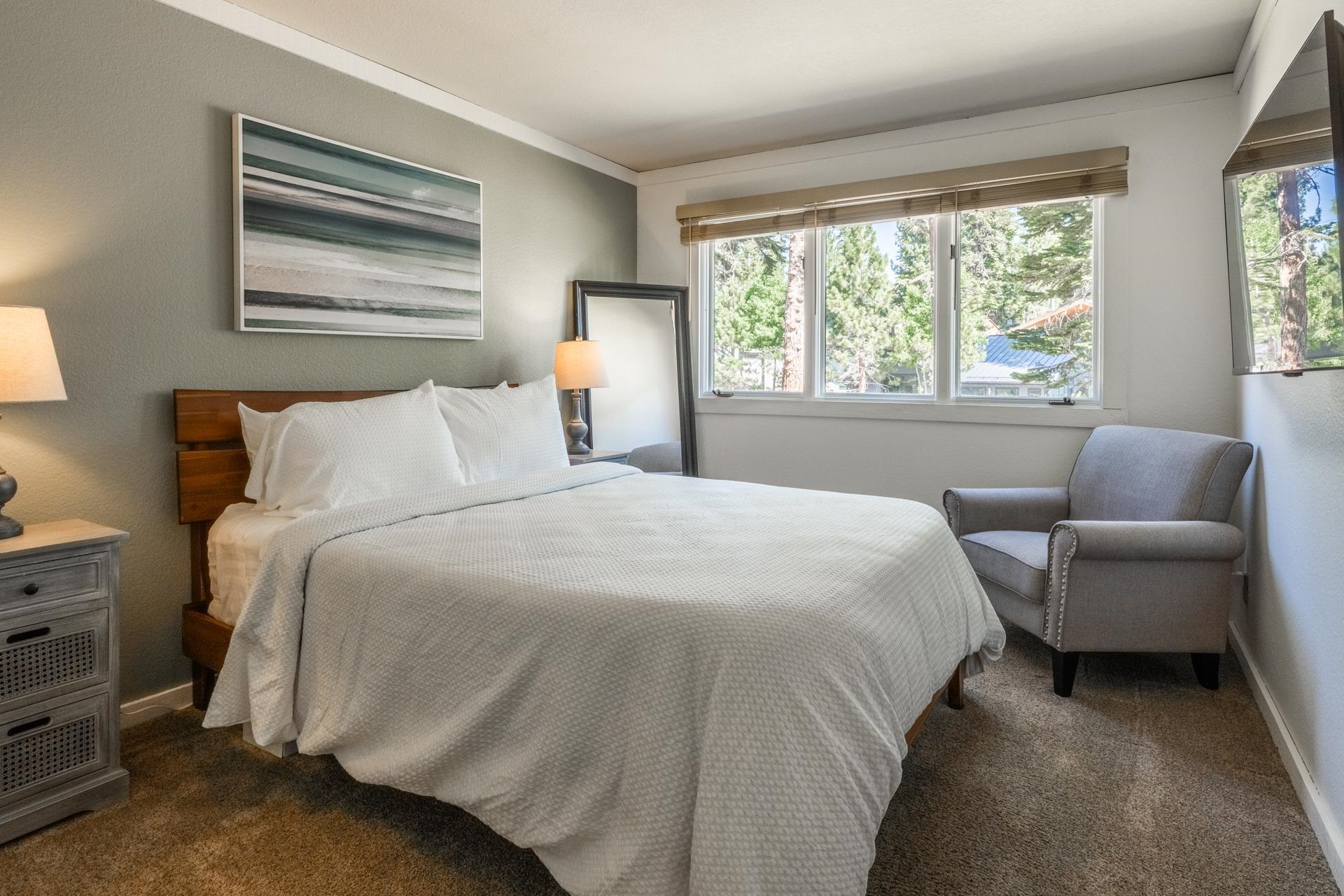 435 Lakeview Boulevard Unit: 84